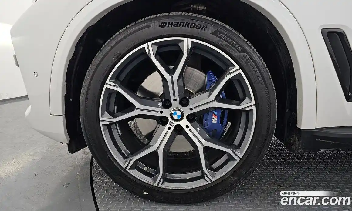 BMW X5 2022 3.0 гидро в Москве № 192639, фото 5