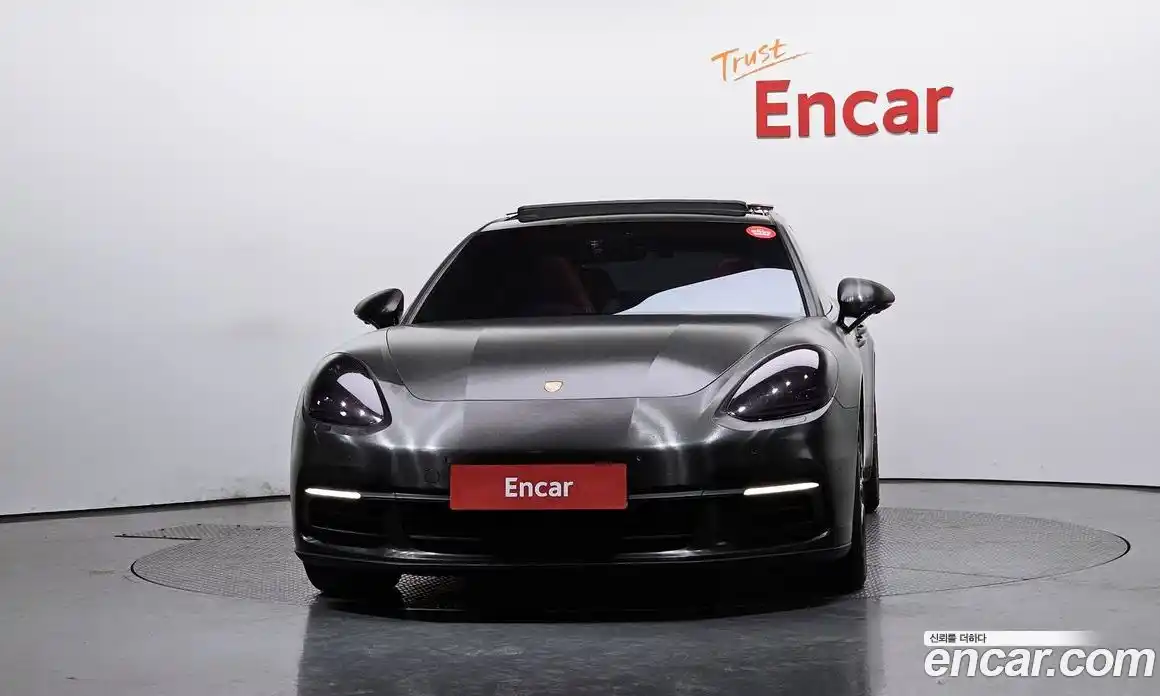 Porsche Panamera 2018 3.0 гидро в Москве № 197625, фото 3