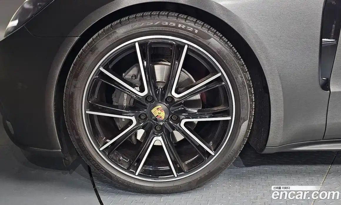 Porsche Panamera 2018 3.0 гидро в Москве № 197625, фото 5