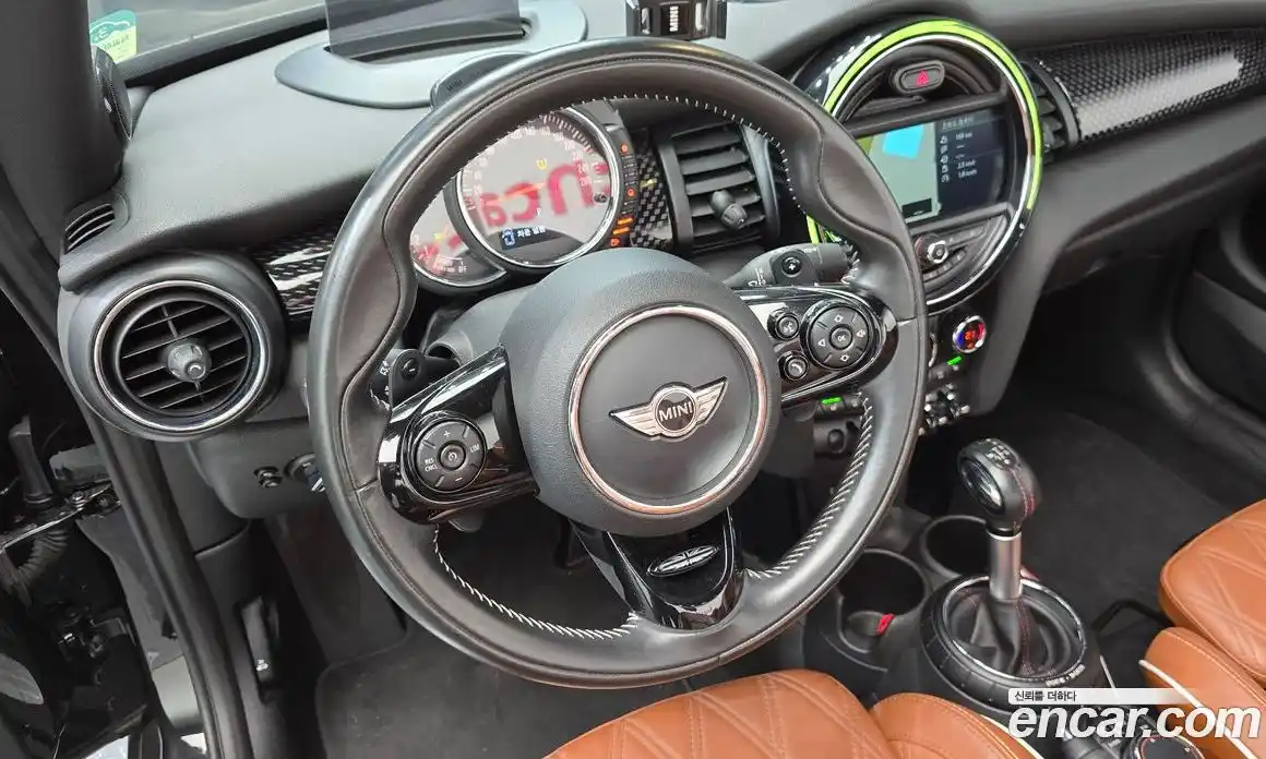Mini Cooper Convertible 2017 2.0 гидро в Москве № 198492, фото 13