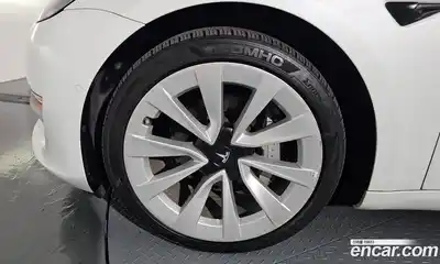 Tesla Model 3 2022 0.2 гидро в Москве № 198574, миниатюра 5