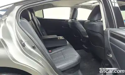 Lexus ES 2022 2.5 гидро в Москве № 198760, миниатюра 12