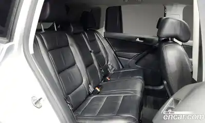 Volkswagen Tiguan 2011 2.0 гидро в Москве № 199117, миниатюра 12