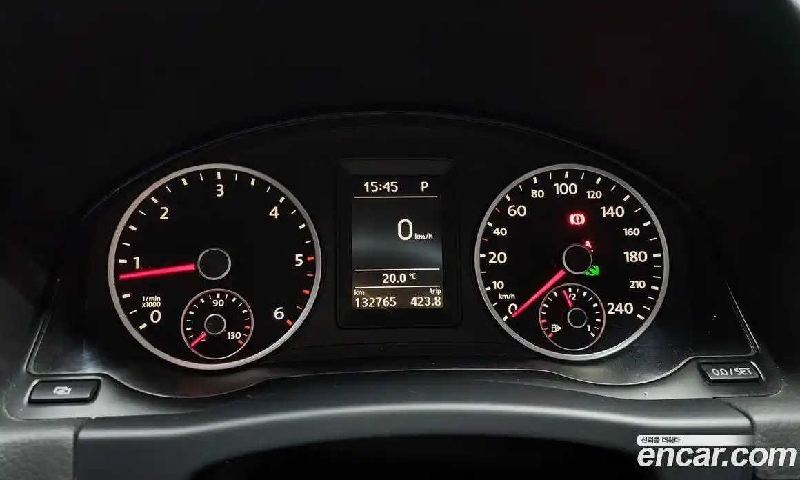 Volkswagen Tiguan 2011 2.0 гидро в Москве № 199117, фото 8