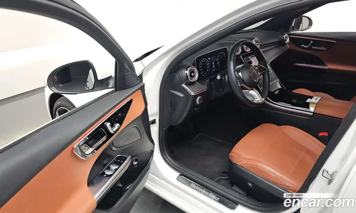 Mercedes-Benz C-Class 2023 2.0 гидро в Москве № 206338, фото 10