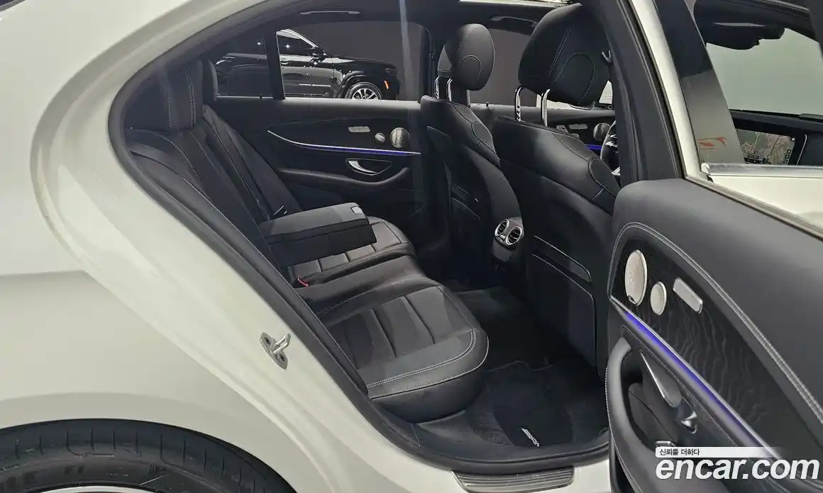 Mercedes-Benz E-Class 2022 1.9 гидро, фото 12
