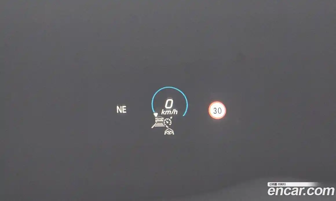 Mercedes-Benz E-Class 2022 1.9 гидро, фото 14