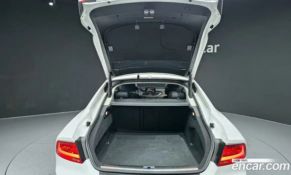 Audi A7 2014 3.0 гидро в Москве № 212598, фото 20