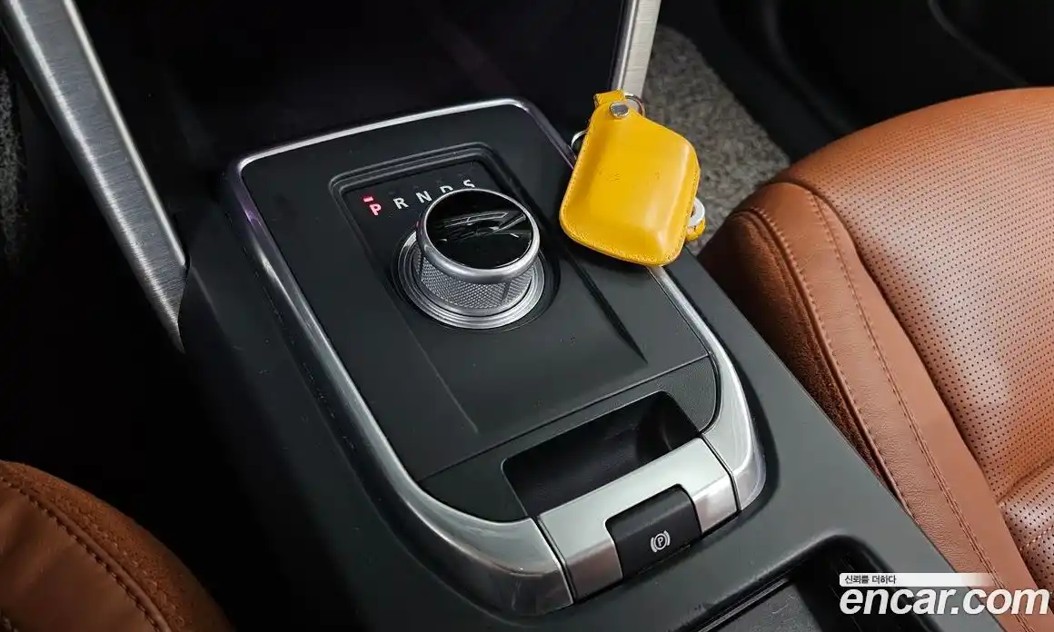 Land Rover Discovery Sport 2015 2.0 гидро в Москве № 213553, фото 8
