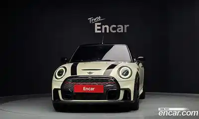 Mini Cooper Convertible 2022 2.0 гидро в Москве № 214127, миниатюра 3