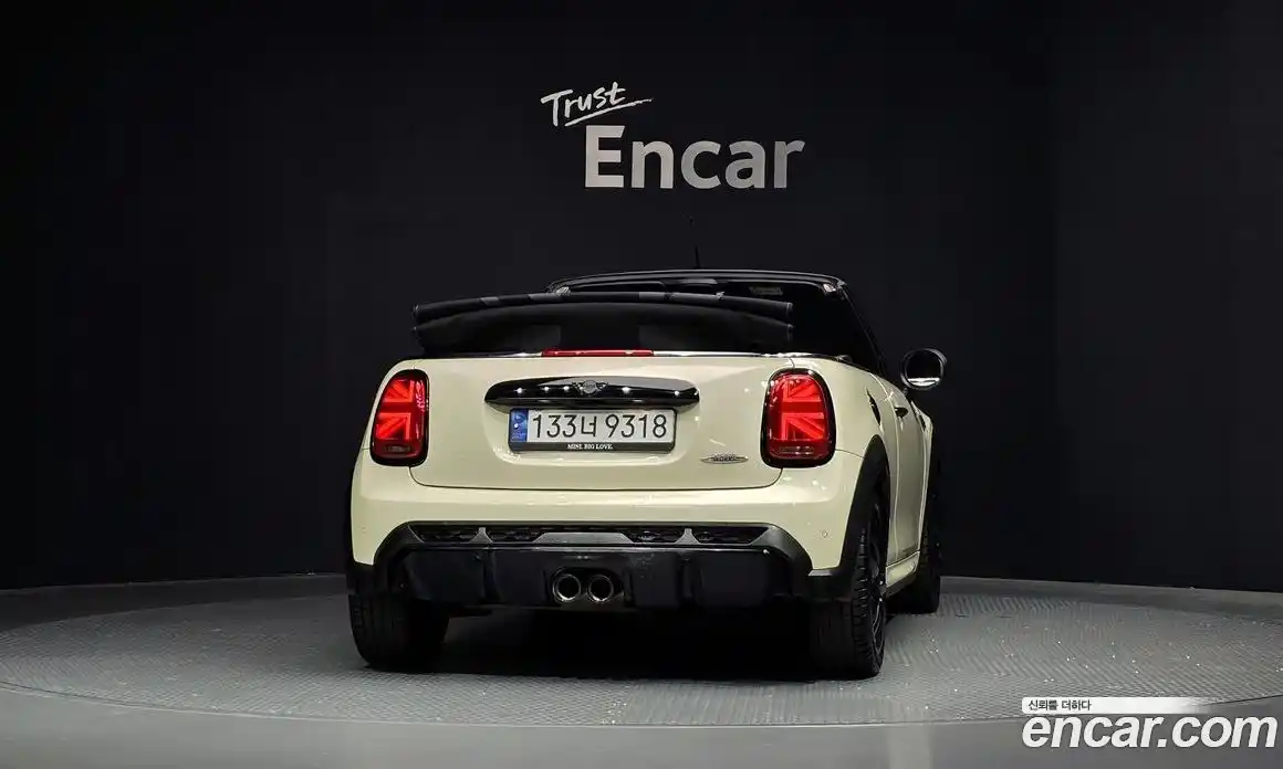 Mini Cooper Convertible 2022 2.0 гидро в Москве № 214127, фото 4