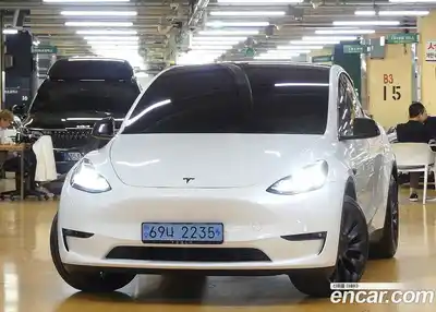 Tesla Model Y 2024 0.2 гидро в Москве № 214511, миниатюра 3