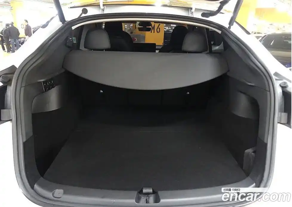 Tesla Model Y 2024 0.2 гидро в Москве № 214511, фото 4