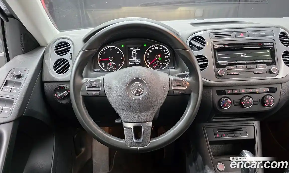 Volkswagen Tiguan 2015 2.0 гидро в Москве № 215165, фото 14
