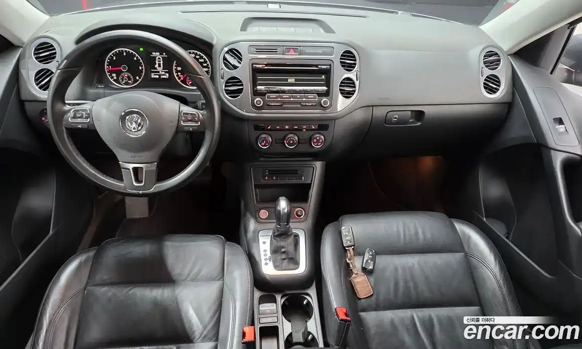 Volkswagen Tiguan 2015 2.0 гидро в Москве № 215165, фото 7