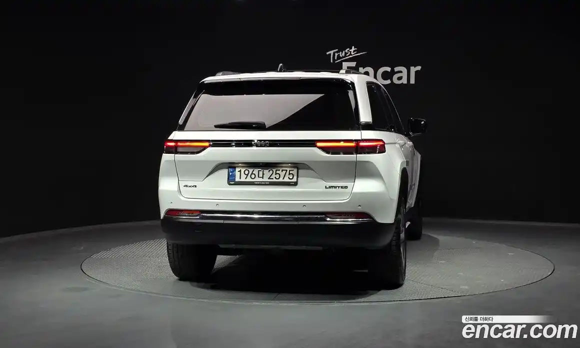 Jeep Cherokee 2023 3.6 гидро в Москве № 215446, фото 4