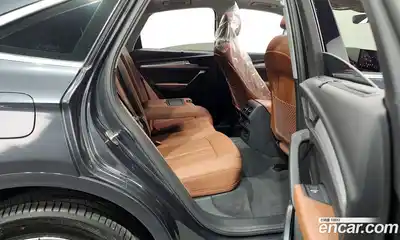 Audi Q5 2023 2.0 гидро в Москве № 223037, миниатюра 12
