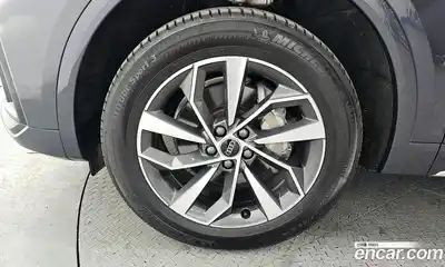 Audi Q5 2023 2.0 гидро в Москве № 223037, миниатюра 5