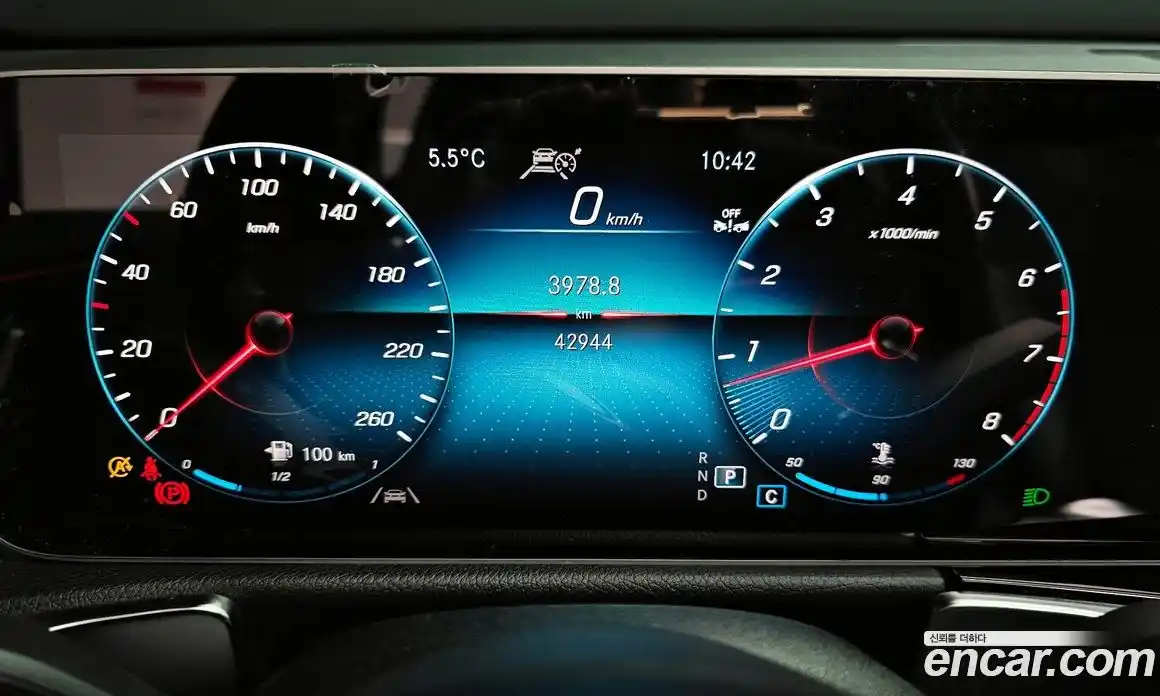 Mercedes-Benz GLB-Class 2020 2.0 гидро в Москве № 224514, фото 8