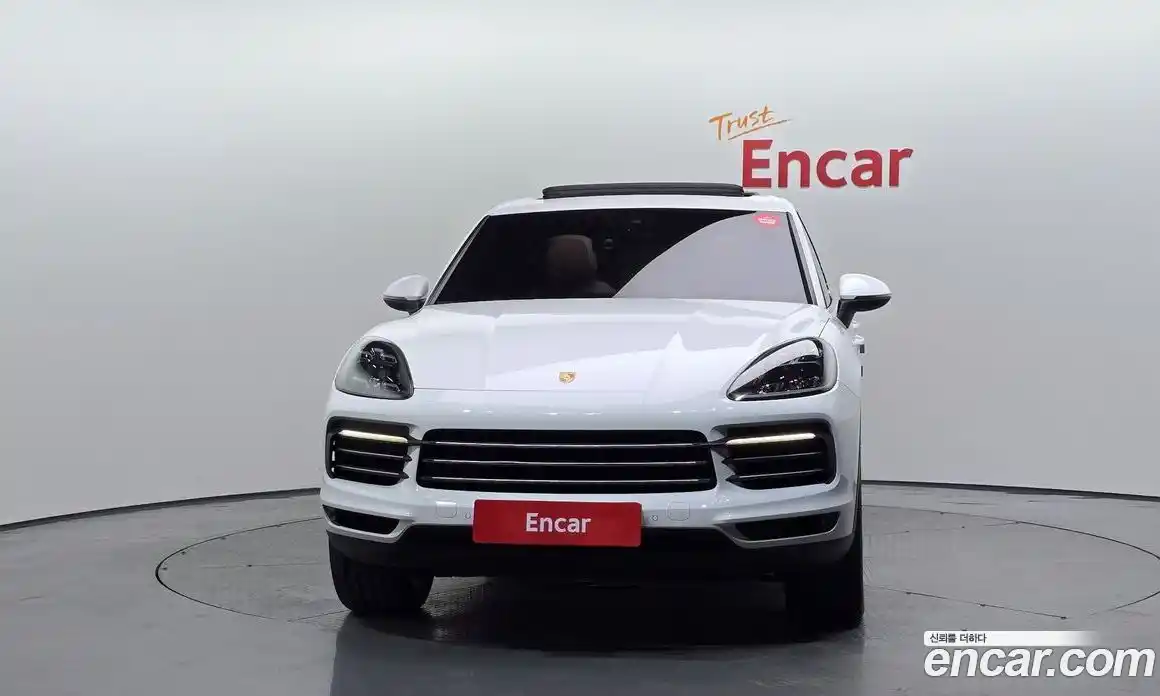 Porsche Cayenne 2019 3.0 гидро в Москве № 226495, фото 3