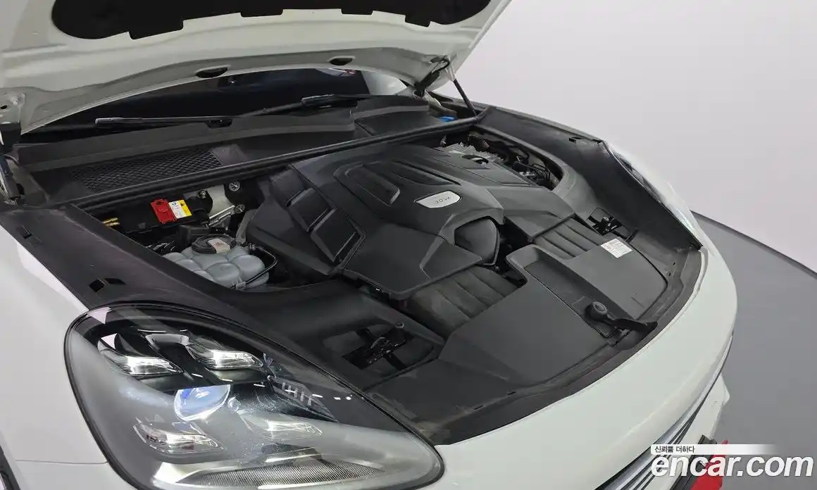 Porsche Cayenne 2019 3.0 гидро в Москве № 226495, фото 6