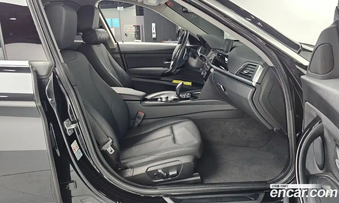 BMW 3-Series 2020 2.0 Автомат в Москве № 228970, фото 11