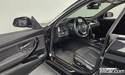 BMW 3-Series 2020 2.0 Автомат в Москве № 228970, миниатюра 10