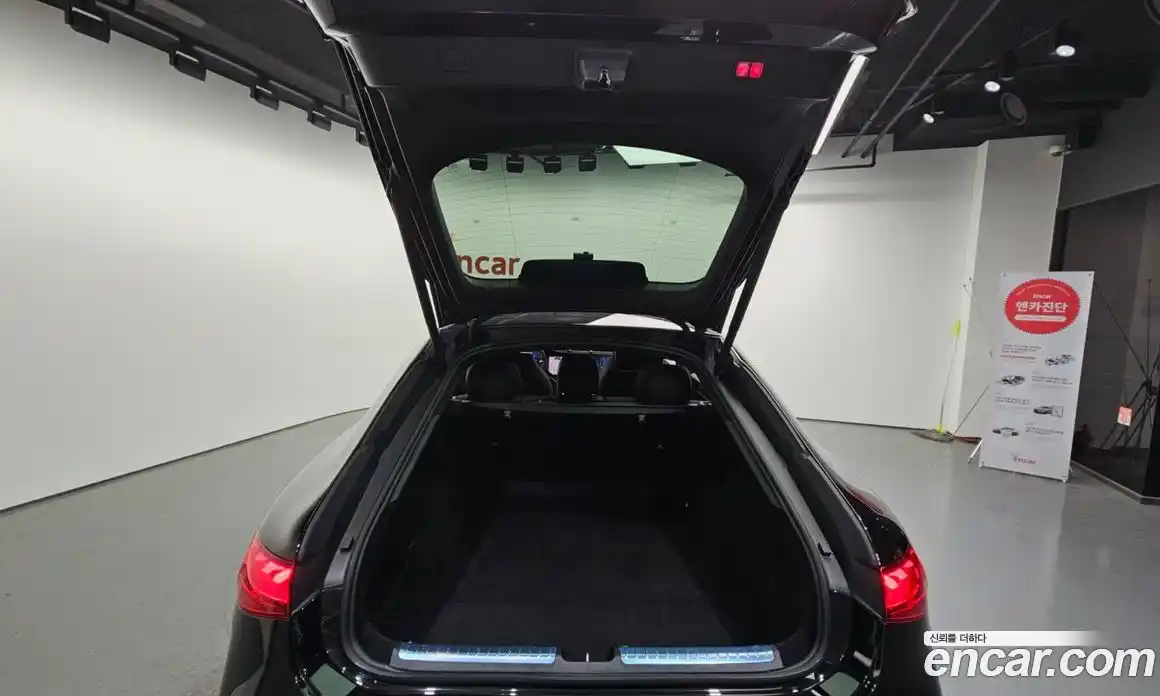 Mercedes-Benz EQS 2021 0.3 гидро в Москве № 229500, фото 20