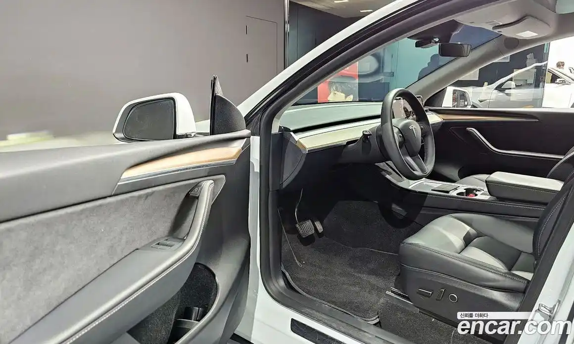 Tesla Model Y 2023 0.2 гидро в Москве № 231587, фото 11