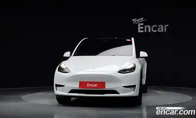 Tesla Model Y 2023 0.2 гидро в Москве № 231587, миниатюра 3