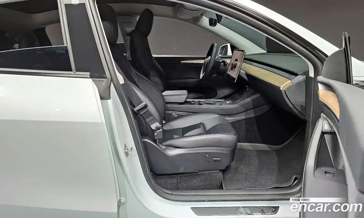 Tesla Model Y 2023 0.2 гидро в Москве № 231587, фото 10