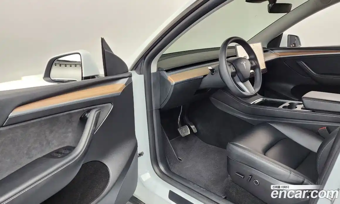 Tesla Model Y 2023 0.2 гидро в Москве № 231646, фото 10