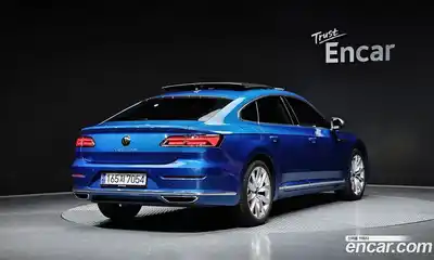 Volkswagen Arteon 2023 2.0 гидро в Москве № 232068, миниатюра 2