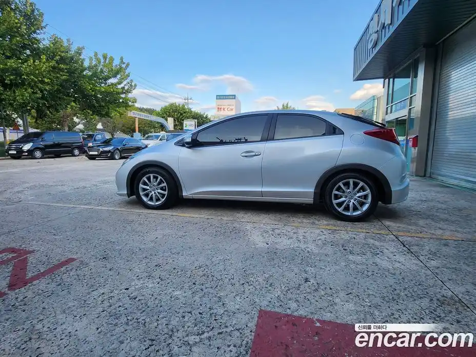 Honda Civic 2013 1.8 гидро в Москве № 232993, фото 20