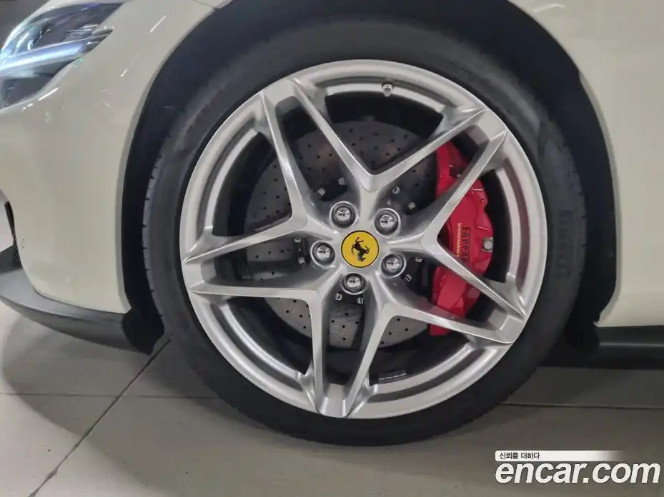 Ferrari Roma 2024 3.9 гидро в Москве № 239551, фото 5