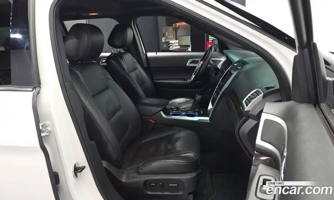 Ford Explorer 2015 3.5 гидро в Москве № 251012, фото 11