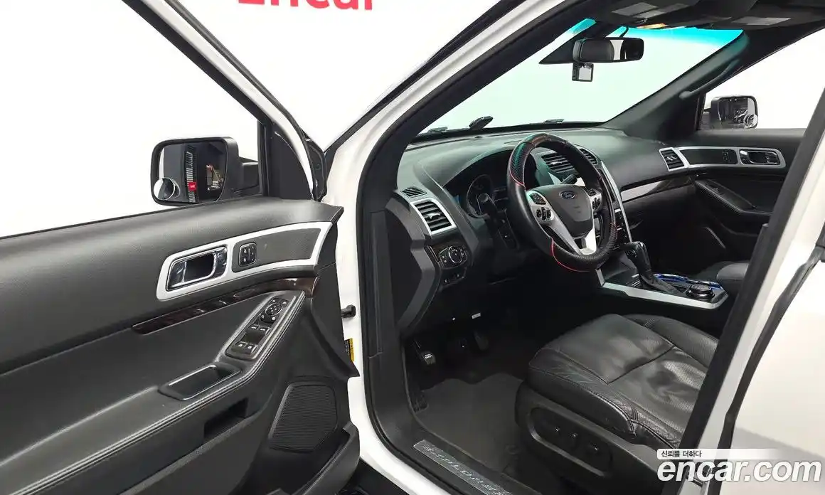 Ford Explorer 2015 3.5 гидро в Москве № 251012, фото 10