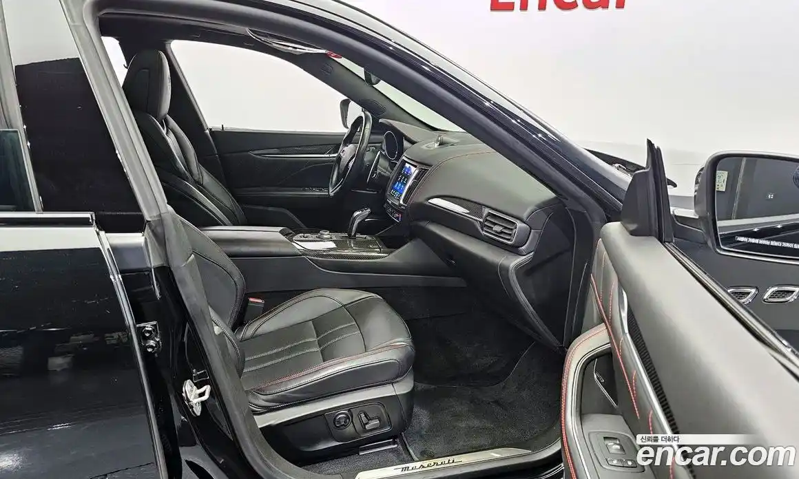 Maserati Levante 2020 3.0 гидро в Москве № 255904, фото 11