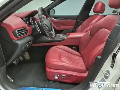 Maserati Levante 2022 2.0 гидро в Москве № 255985, миниатюра 11