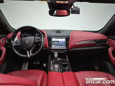 Maserati Levante 2022 2.0 гидро в Москве № 255985, миниатюра 7
