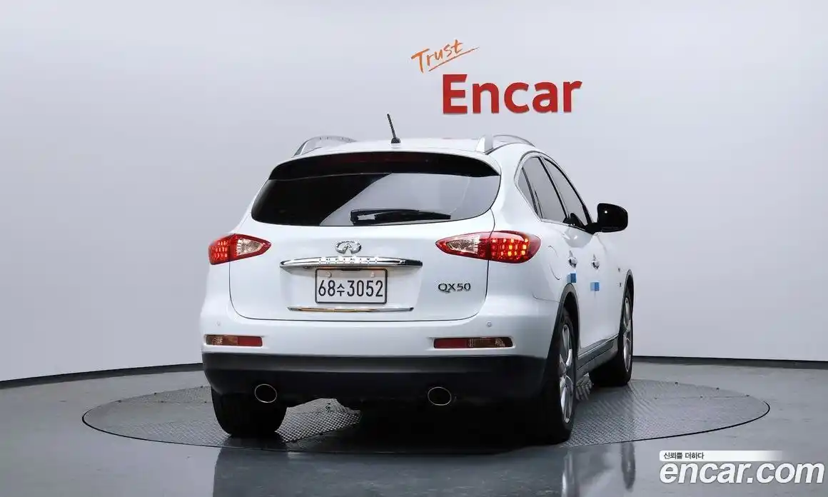 Infiniti QX50 2015 3.7 гидро в Москве № 256145, фото 4