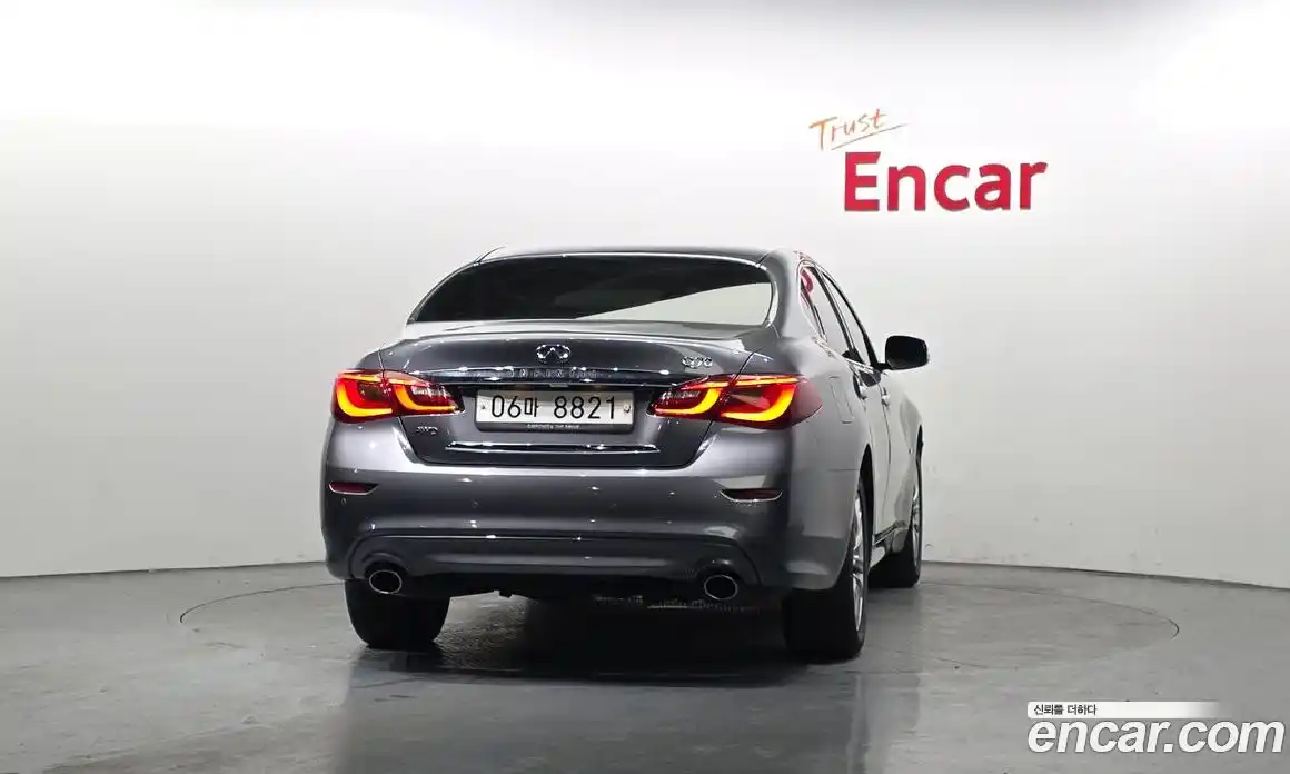 Infiniti Q70 2018 3.7 гидро в Москве № 256151, фото 4