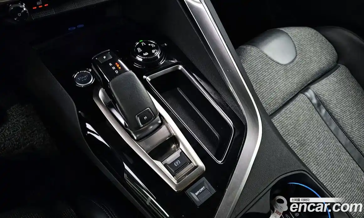 Peugeot 5008 2018 1.5 гидро в Москве № 256282, фото 9