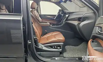 Cadillac Escalade 2018 6.2 гидро в Москве № 256431, миниатюра 11