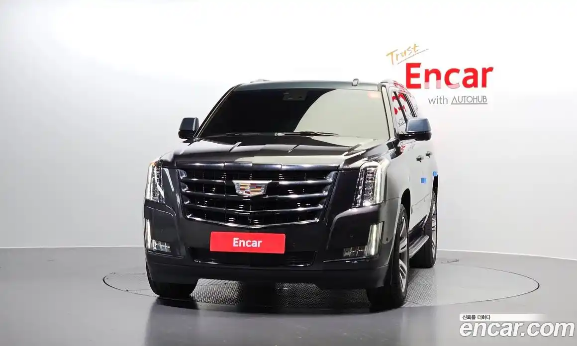 Cadillac Escalade 2018 6.2 гидро в Москве № 256431, фото 3