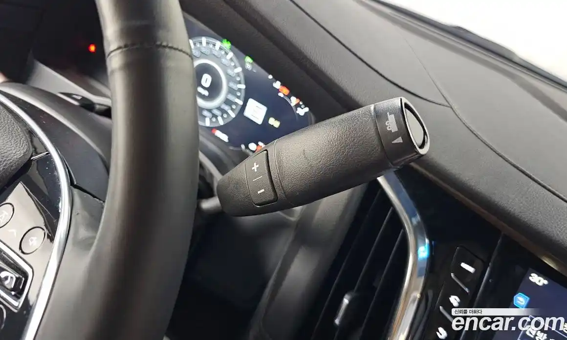 Cadillac Escalade 2018 6.2 гидро в Москве № 256431, фото 9
