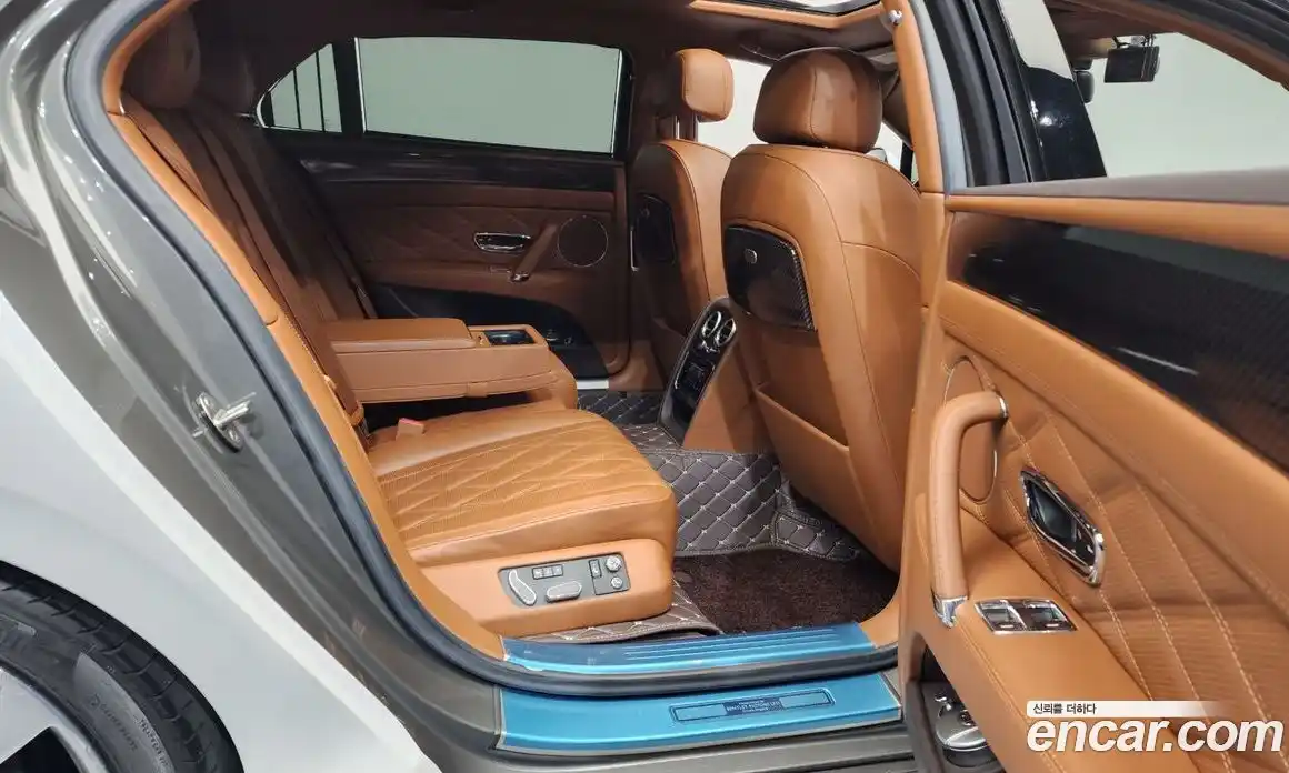 Bentley Flying Spur 2015 6.0 гидро в Москве № 256683, фото 12