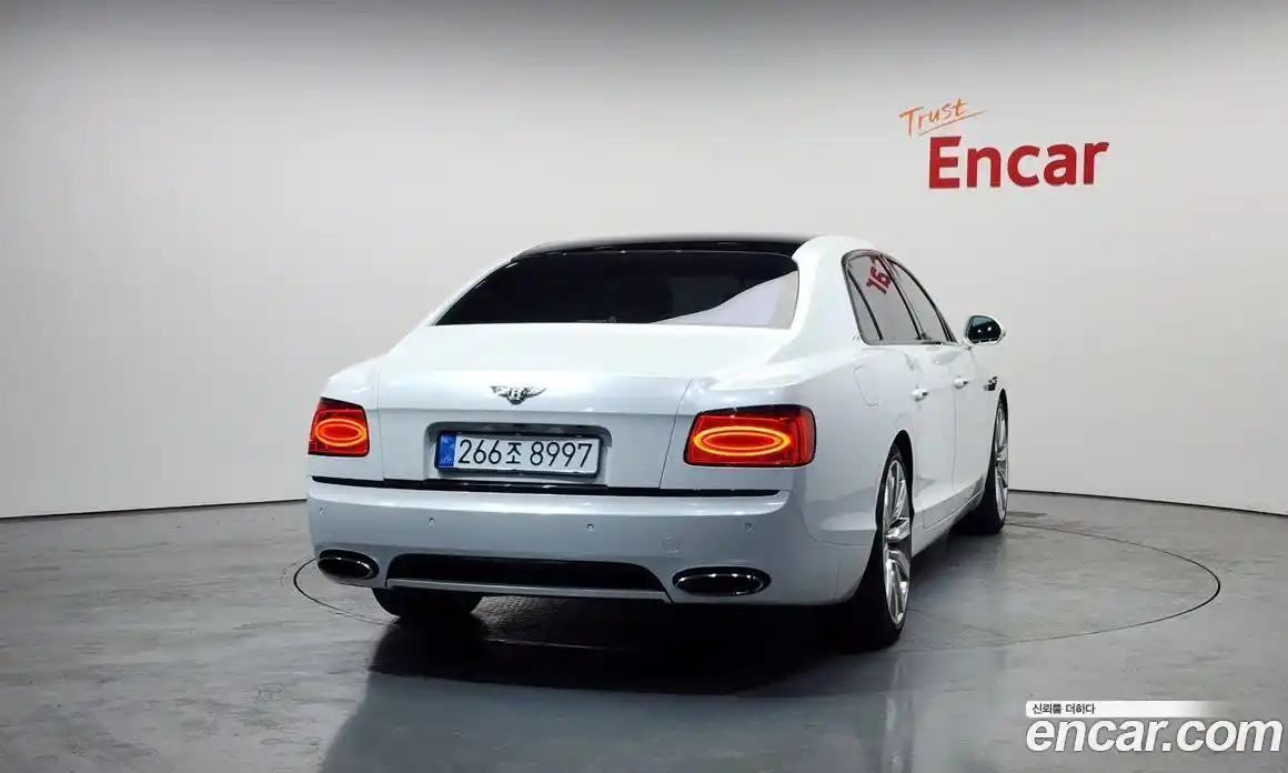 Bentley Flying Spur 2015 6.0 гидро в Москве № 256683, фото 4