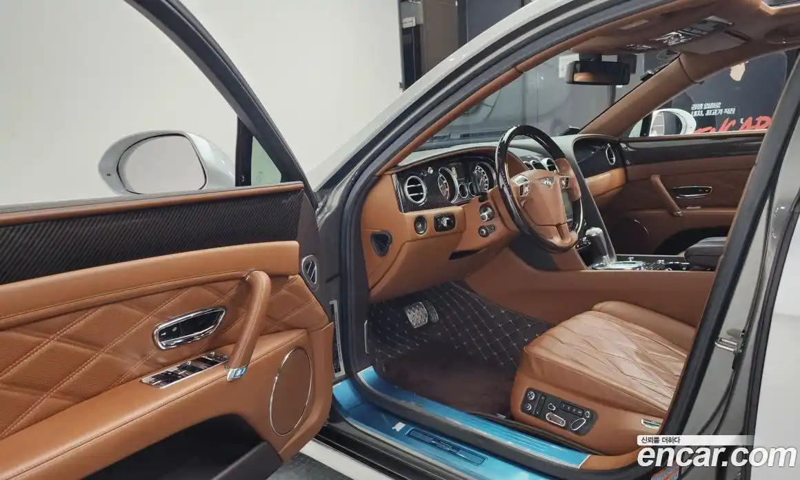 Bentley Flying Spur 2015 6.0 гидро в Москве № 256683, фото 10