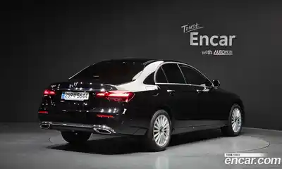 Mercedes-Benz E-Class 2023 2.0 гидро в Москве № 262142, миниатюра 2